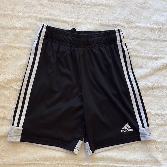 Adidas Black Athletic Shorts youth size medium - Picture 1 of 9